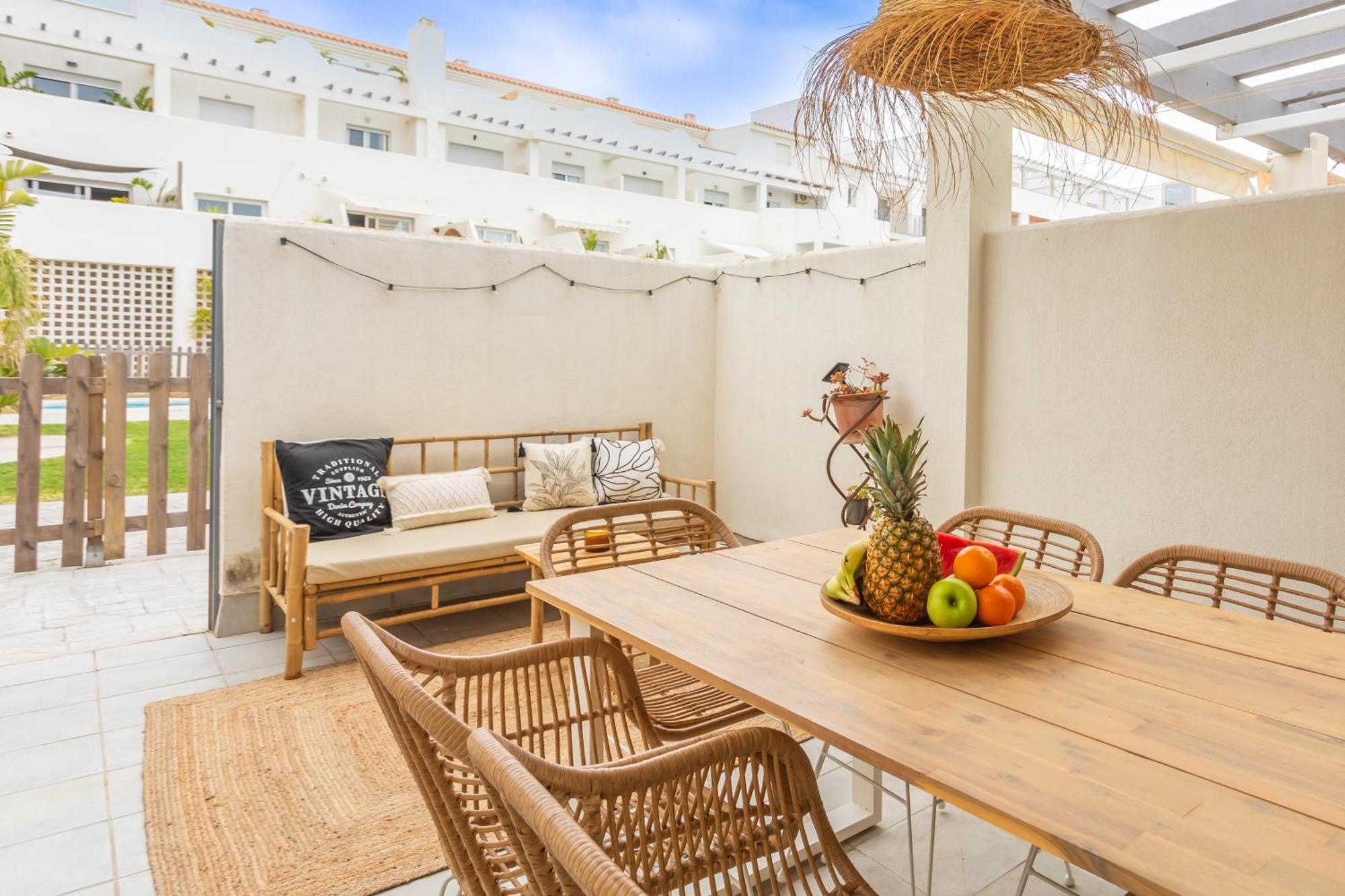 Appartement At 350m, Pool, Chillout Patio And Fibre Wifi Tarifa